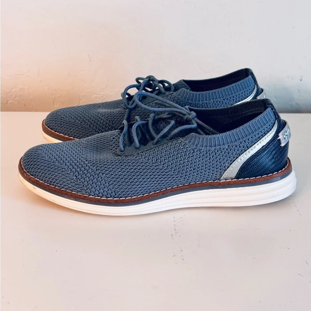 Cole Haan OriginalGrand Meridian Oxford sneakers in a Navy, Sz 5.5 Style W26499